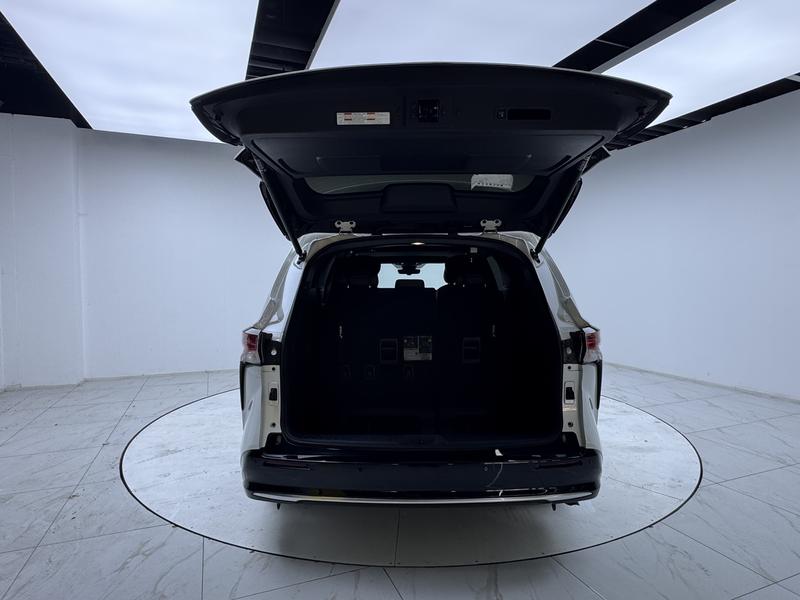 Toyota Sienna 2024
