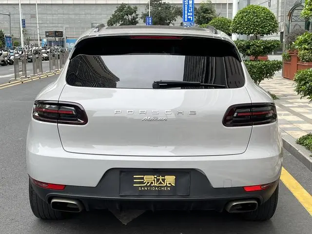 Porsche Macan Macan 2.0T