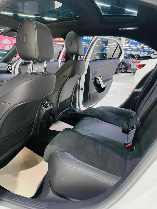 Mercedes-Benz Mercedes-Benz A-class A 200 L sports sedan