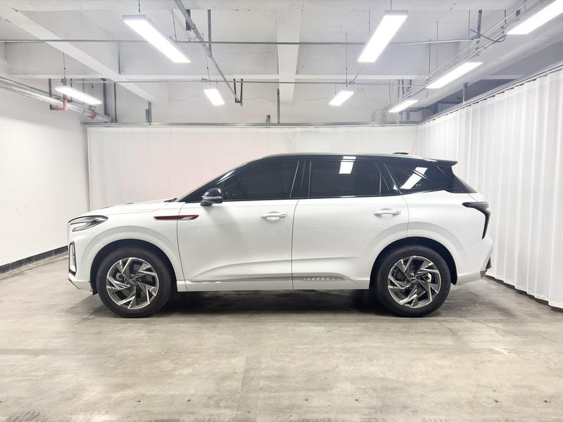 Hongqi Hongqi HS3 2023