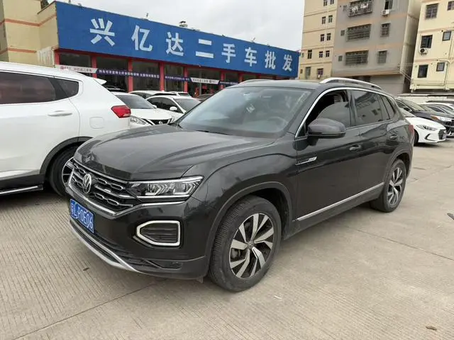 Volkswagen Tanyue 330TSI two-wheel drive luxury Smart edition