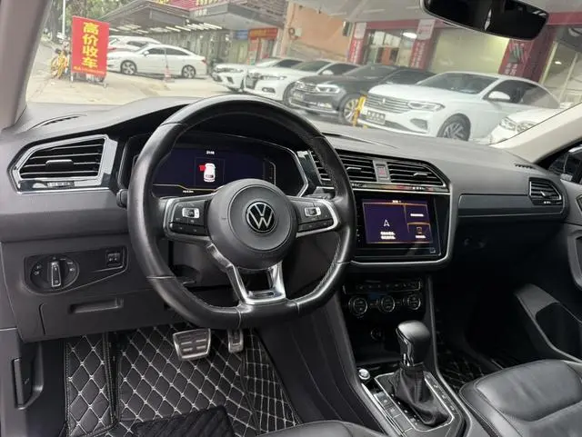 Volkswagen Tiguan L 330TSI automatic two-wheel drive R-Line Premium edition