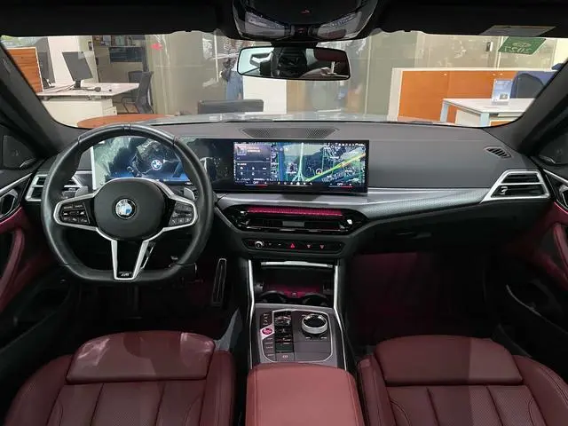BMW BMW 4 Series 430i M Sports Yao Ye Suit