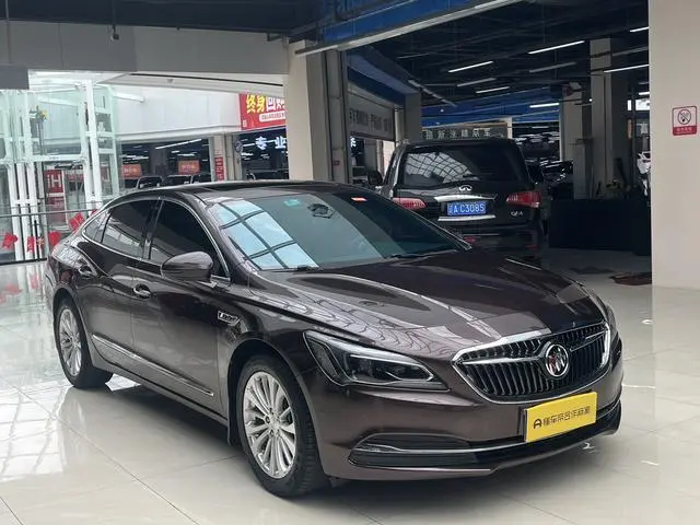 Buick Lacrosse 28T Elite type
