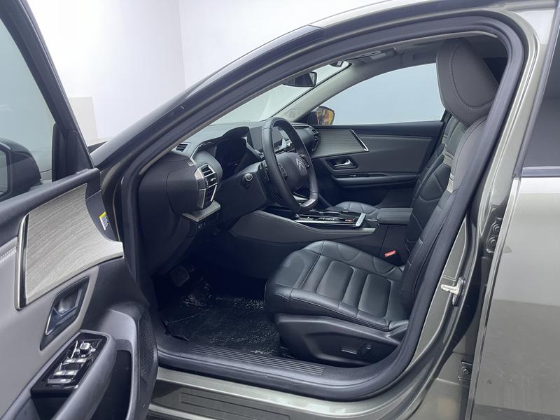 Citroen Versailles C5 X 2021