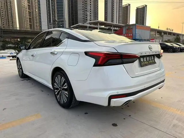 Nissan Teana 2.0L XL-TLS Enjoy Edition