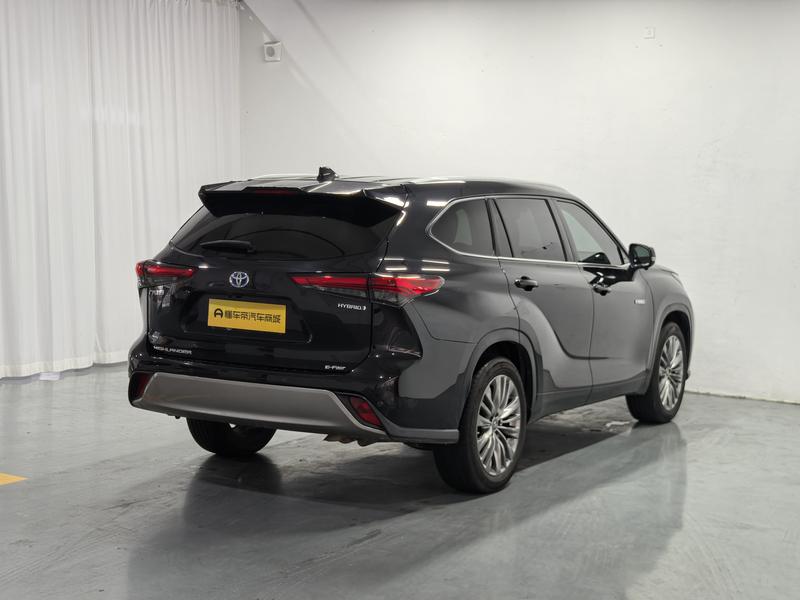 Toyota Highlander 2022