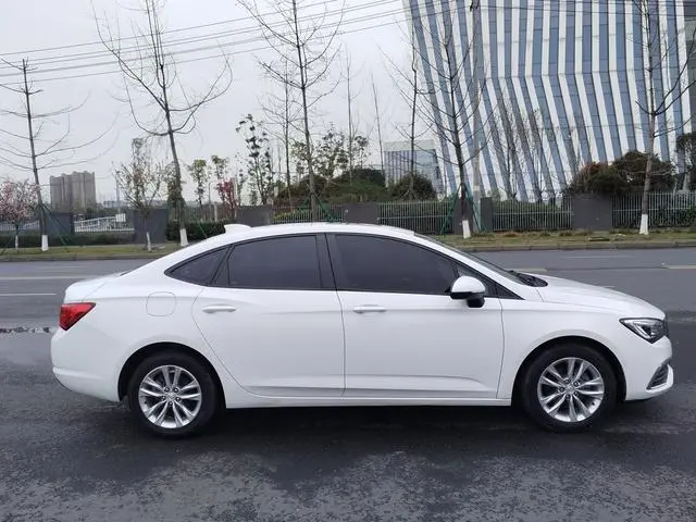 Buick Weilang Sedan 20T dual clutch leading type