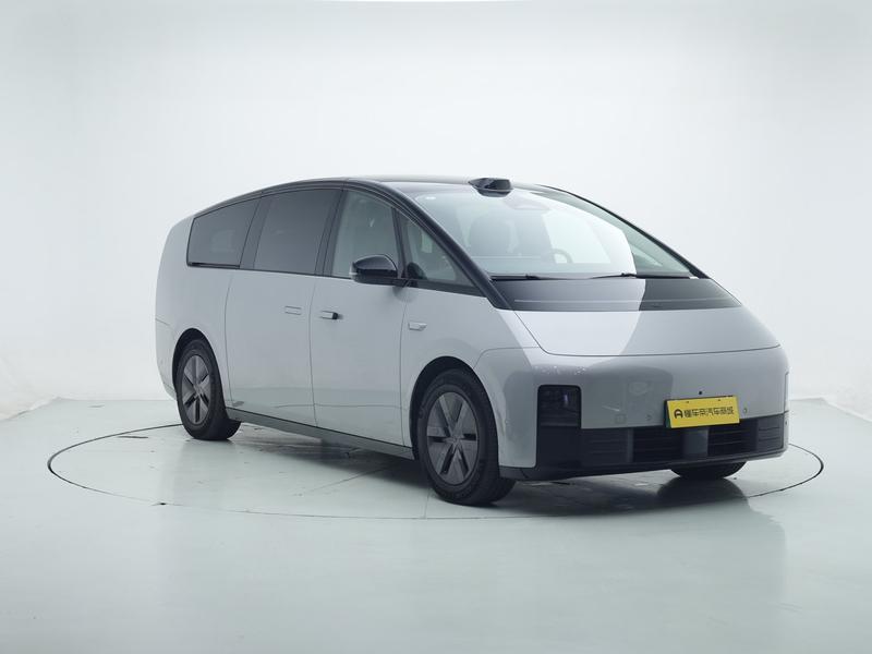 Li Auto Ideal MEGA 2024