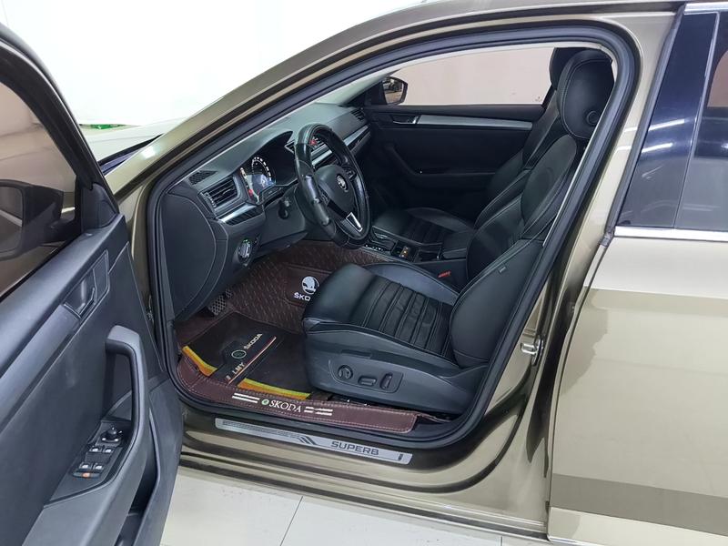 Skoda Superb 2016