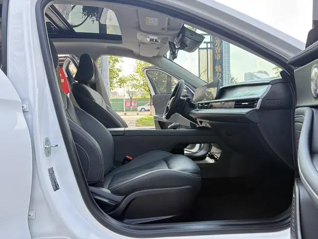 Chery Fulwin Arrizo 8 1.6TGDI DCT Yi