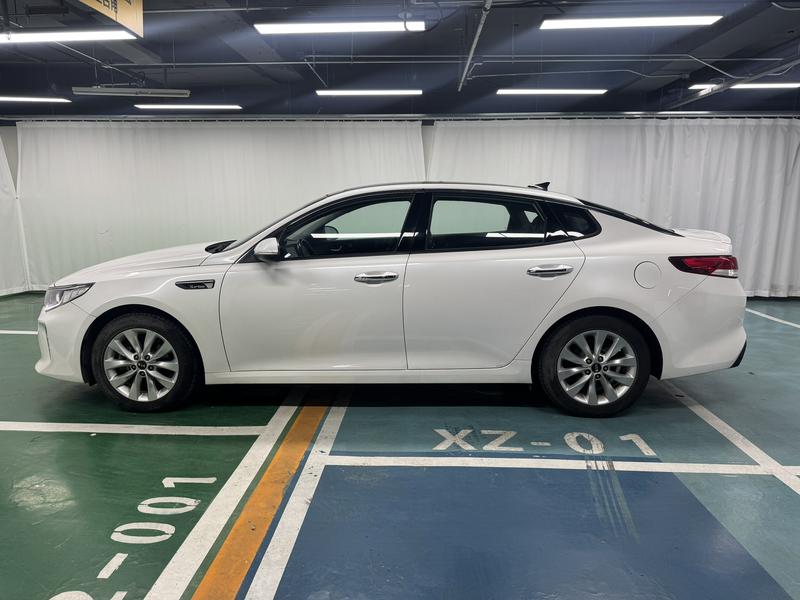 Kia Kia K5 2016