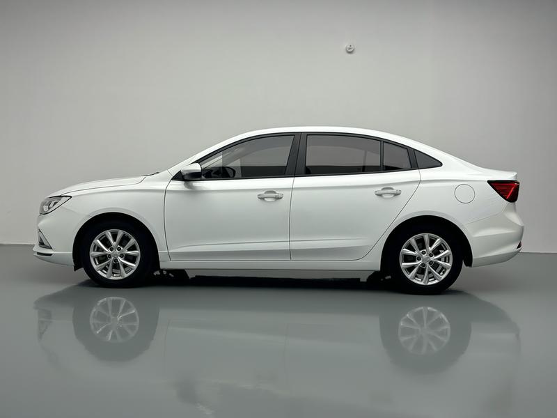 Roewe Roewe i5 2020
