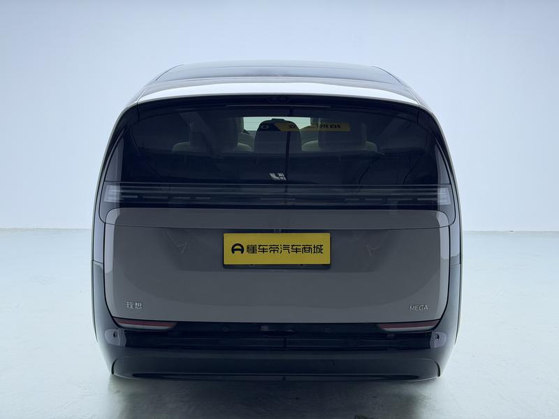 Li Auto Ideal MEGA 2025