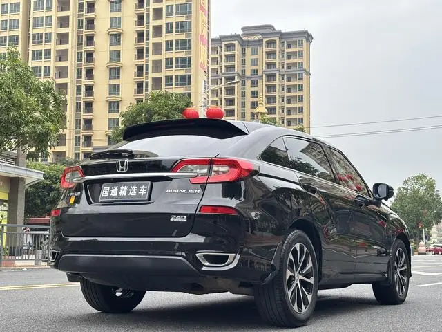Honda Crown Road 240TURBO Two-wheel drive Exclusive Edition
