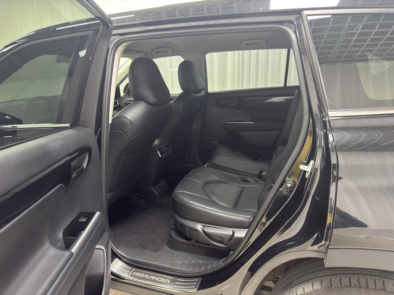 Toyota Highlander 2023