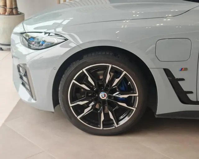 BMW BMW i4 M50