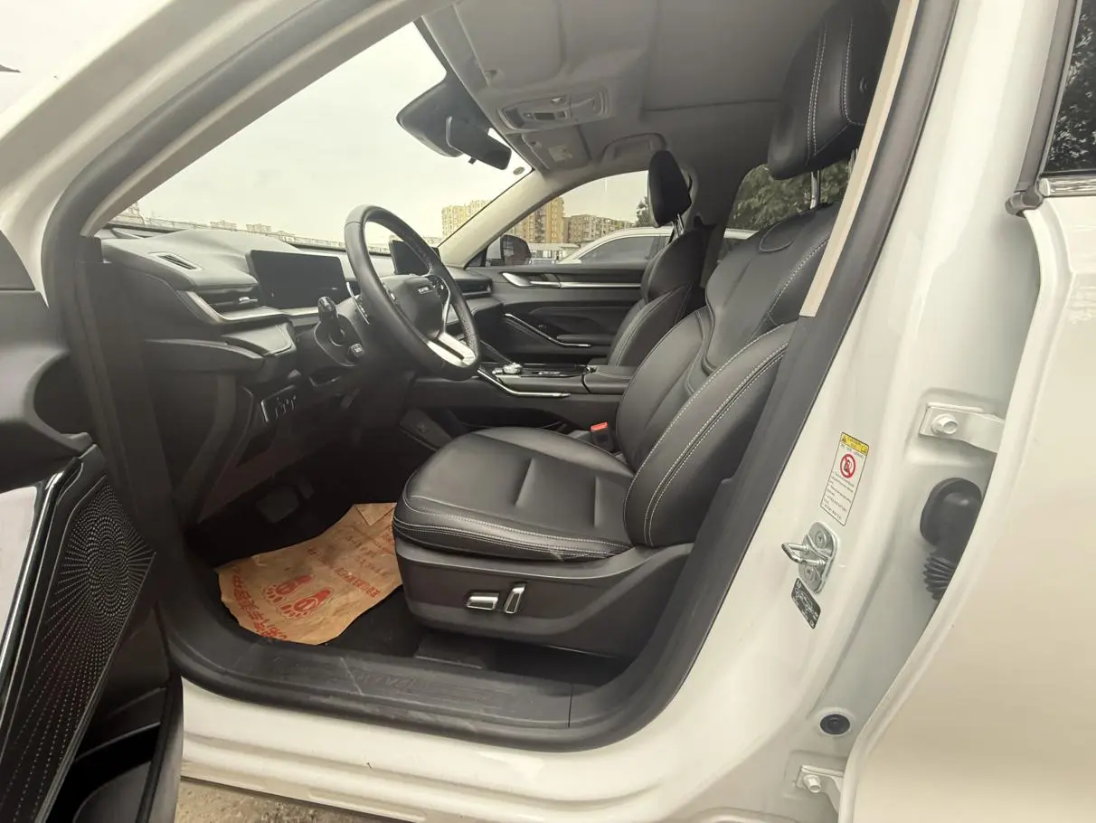 Haval Haval H6 The third generation 2.0T automatic four-wheel drive Max version