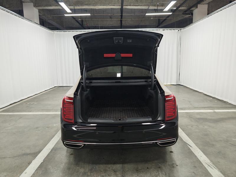 Hongqi Red Flag H9 2022