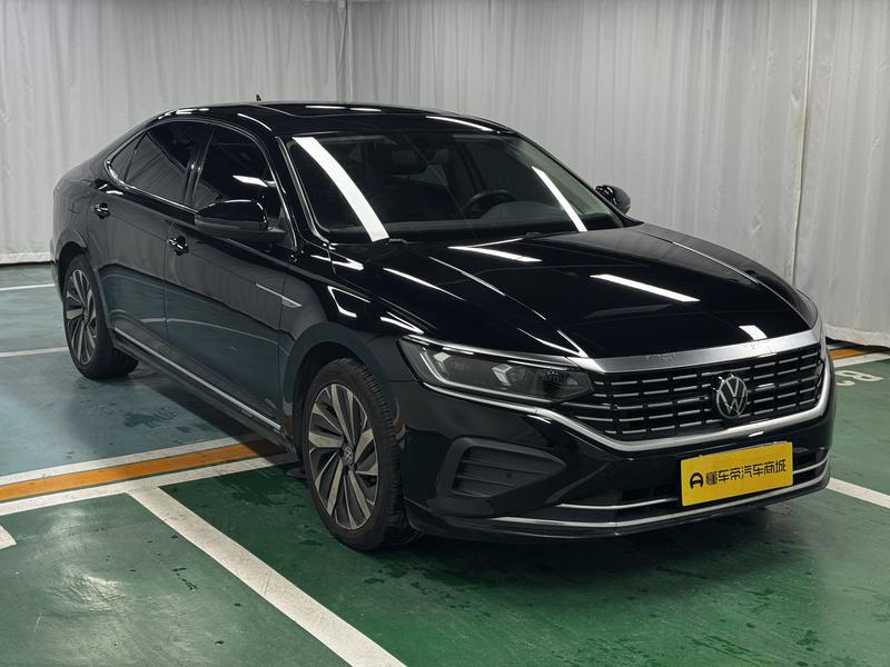 Volkswagen Passat 2024