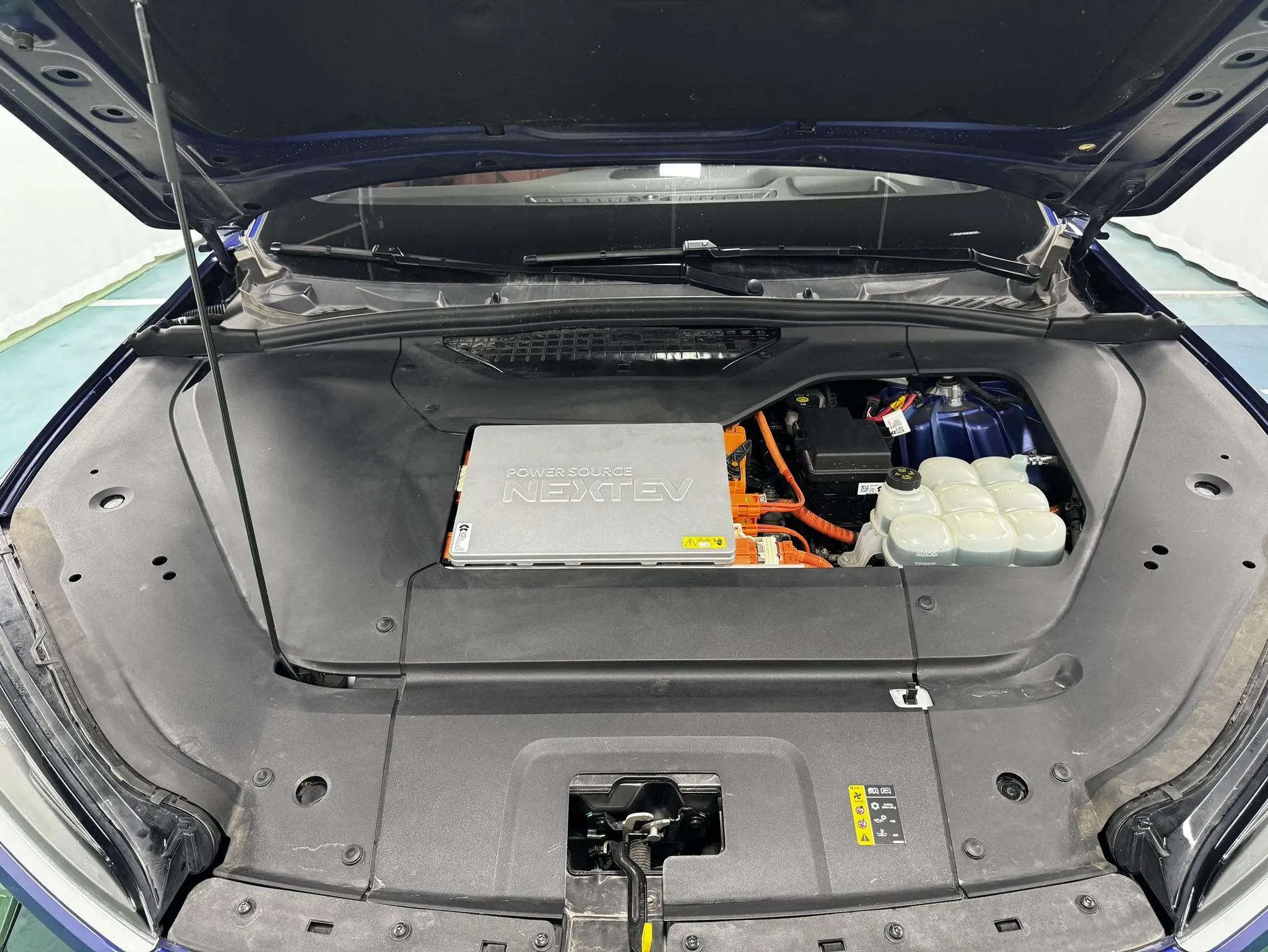 NIO Nio EC6 605KM sports version