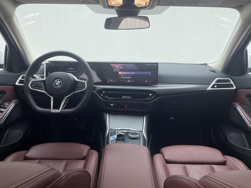 BMW BMW i3 2025