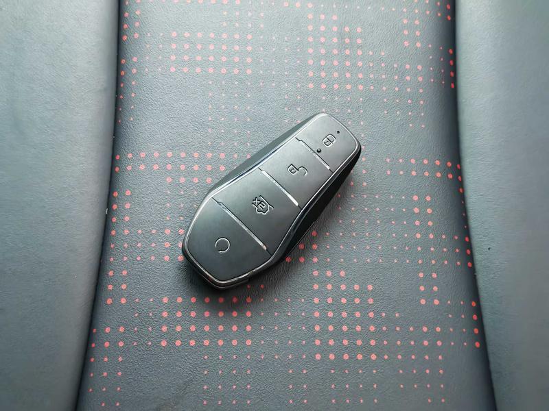 BYD BYD e2 2023