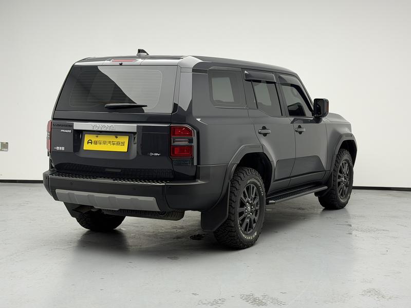 Toyota Prado 2024