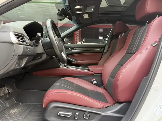 Honda Yingshipai 260TURBO Jingyue Edition