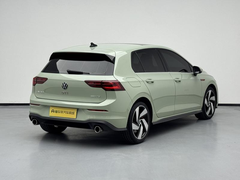 Volkswagen Golf GTI 2023