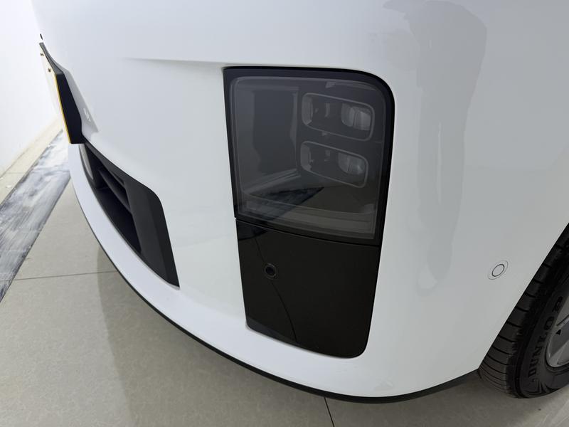 Li Auto Ideal i6 2025