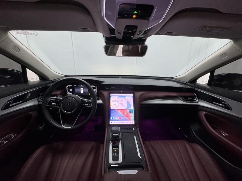 Hongqi Red Flag H5 2025