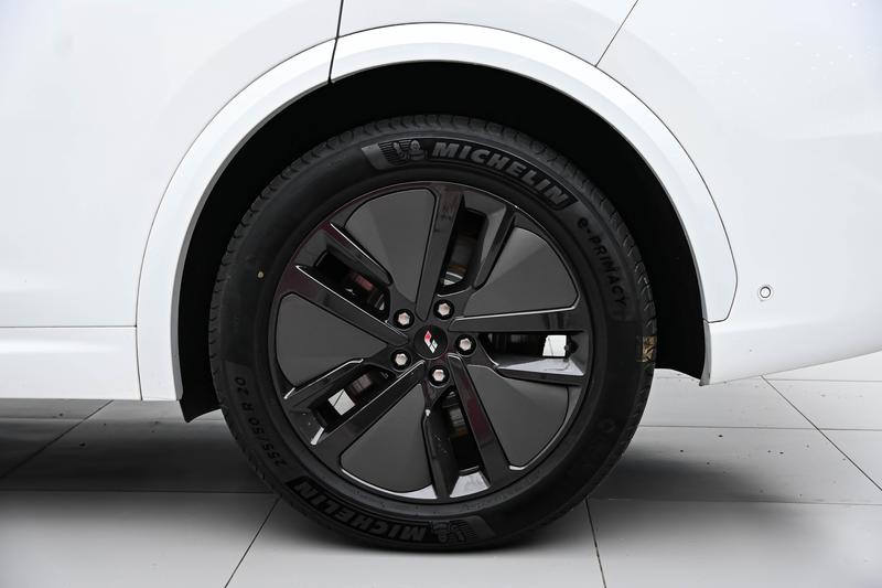 Li Auto Ideal L7 2024