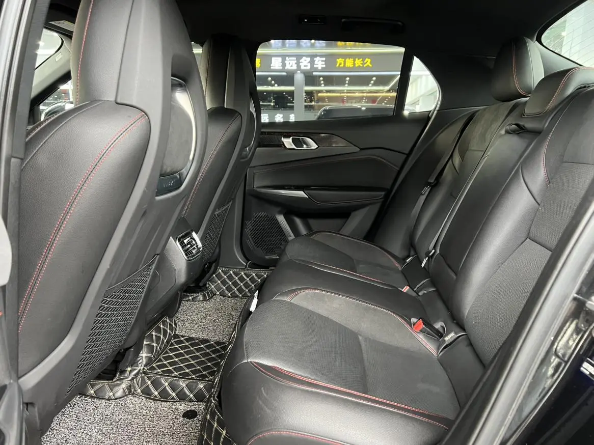LYNK & CO Lynk 03 1.5TD DCT Deluxe Edition