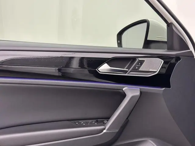 Volkswagen Tanyue 330TSI two-wheel drive luxury country V