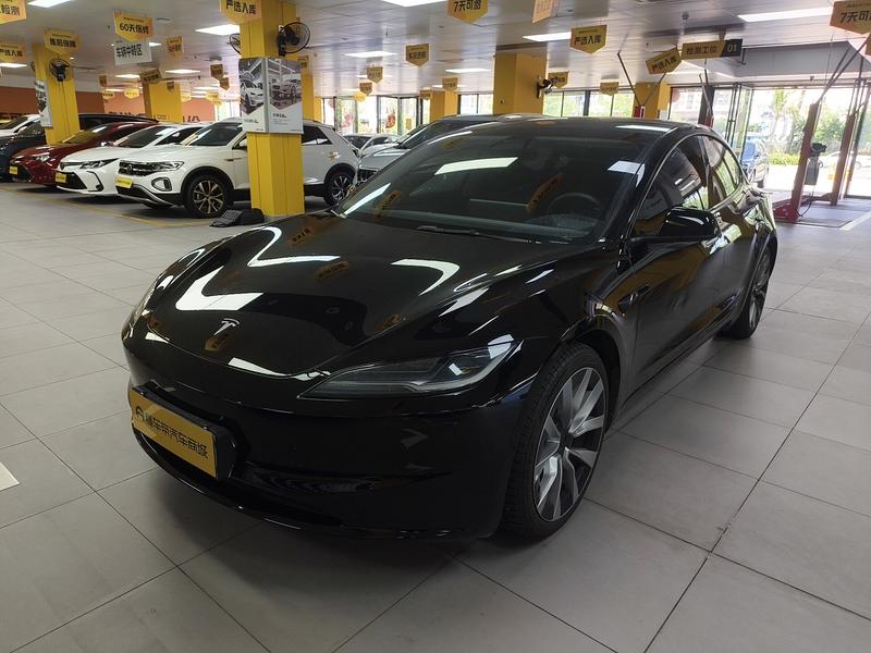 Tesla Model 3 2023