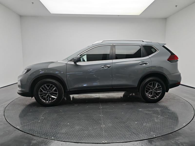 Nissan X-Trail 2025