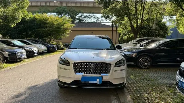 Lincoln Adventurer Facelift 2.0T two-wheel drive exclusive edition