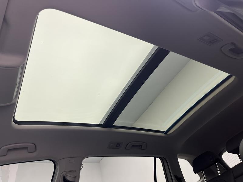 Volkswagen Tiguan L 2022