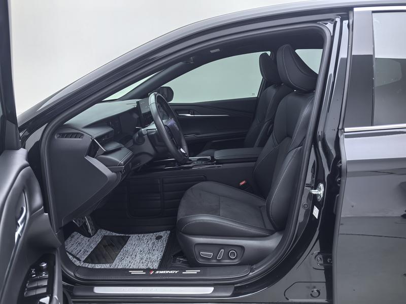 Toyota Camry 2024