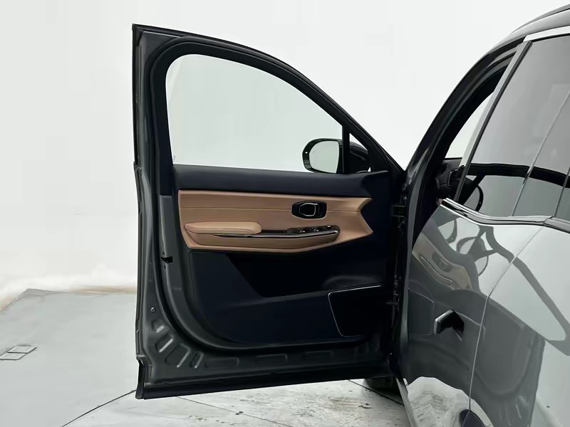 NIO NIO ES8 2020
