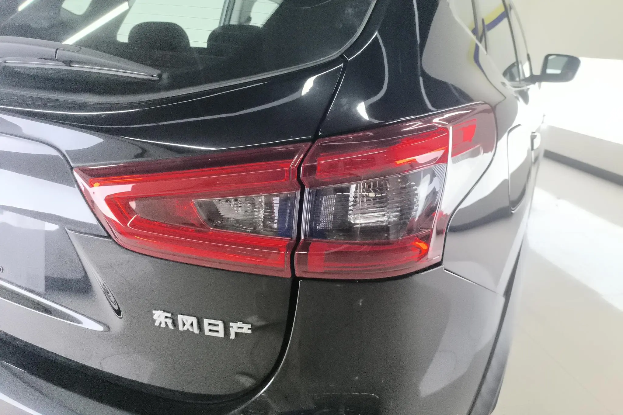 Nissan Qashqai 2.0 L XV Smart Edition