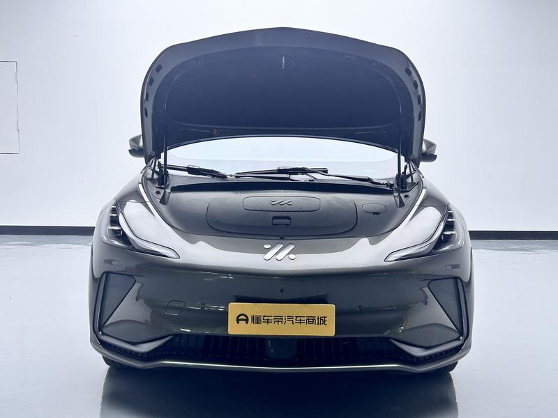 IM Motors Zhiji LS7 2023