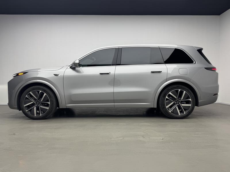 Li Auto Ideal L9 2022
