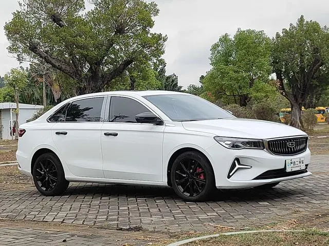 Geely Emgrand 4th generation Champion Edition 1.5L CVT Premium Type