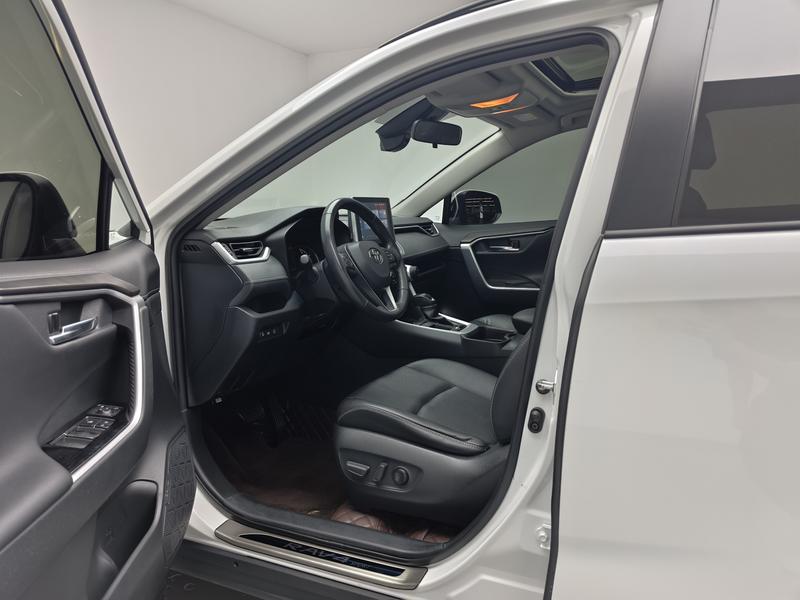 Toyota RAV4 Rong Fang 2021