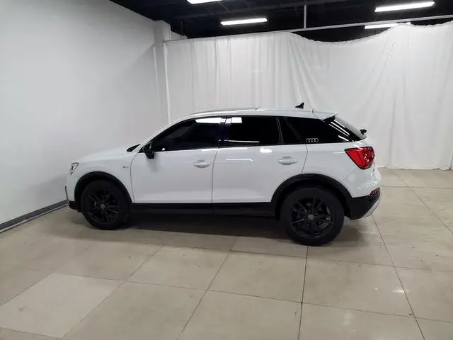 Audi Audi Q2L 35TFSI aggressive dynamic type