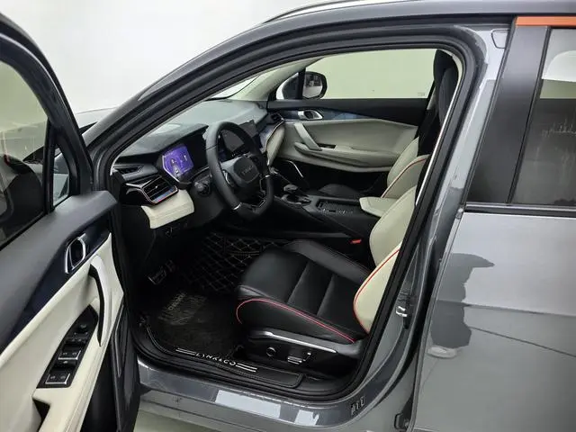 LYNK & CO Lynk 06 1.5T Yao Halo