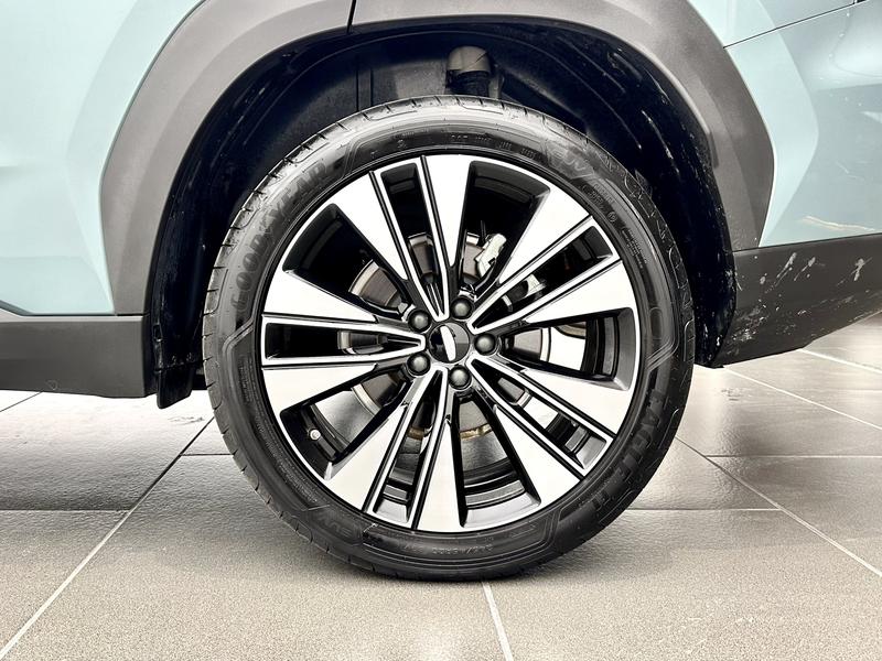 Geely Boyue L 2025