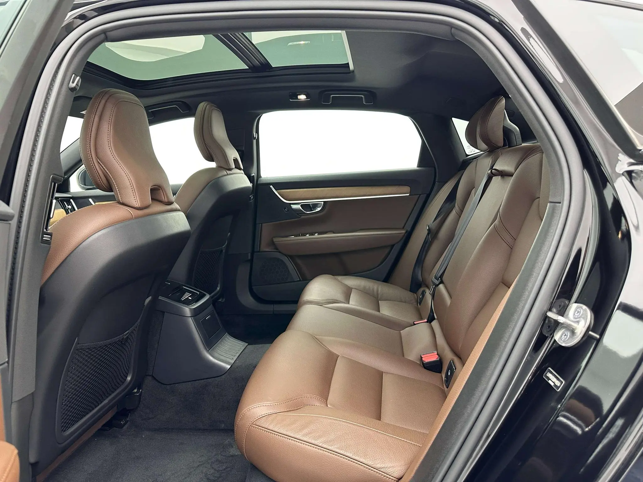 Volvo Volvo S90 PHEV T8 four-wheel drive long battery life Zhiyi Deluxe Edition